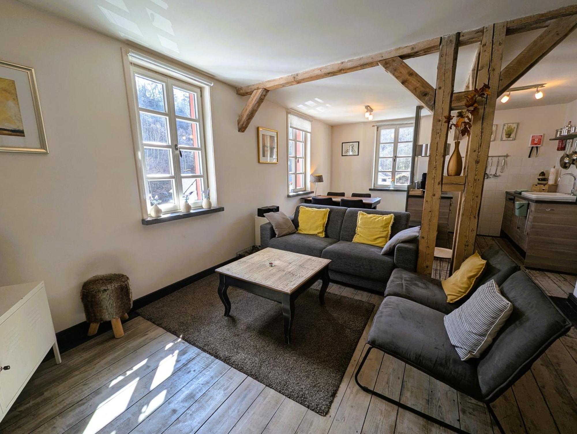 Villa Rur Montjoie Extérieur photo